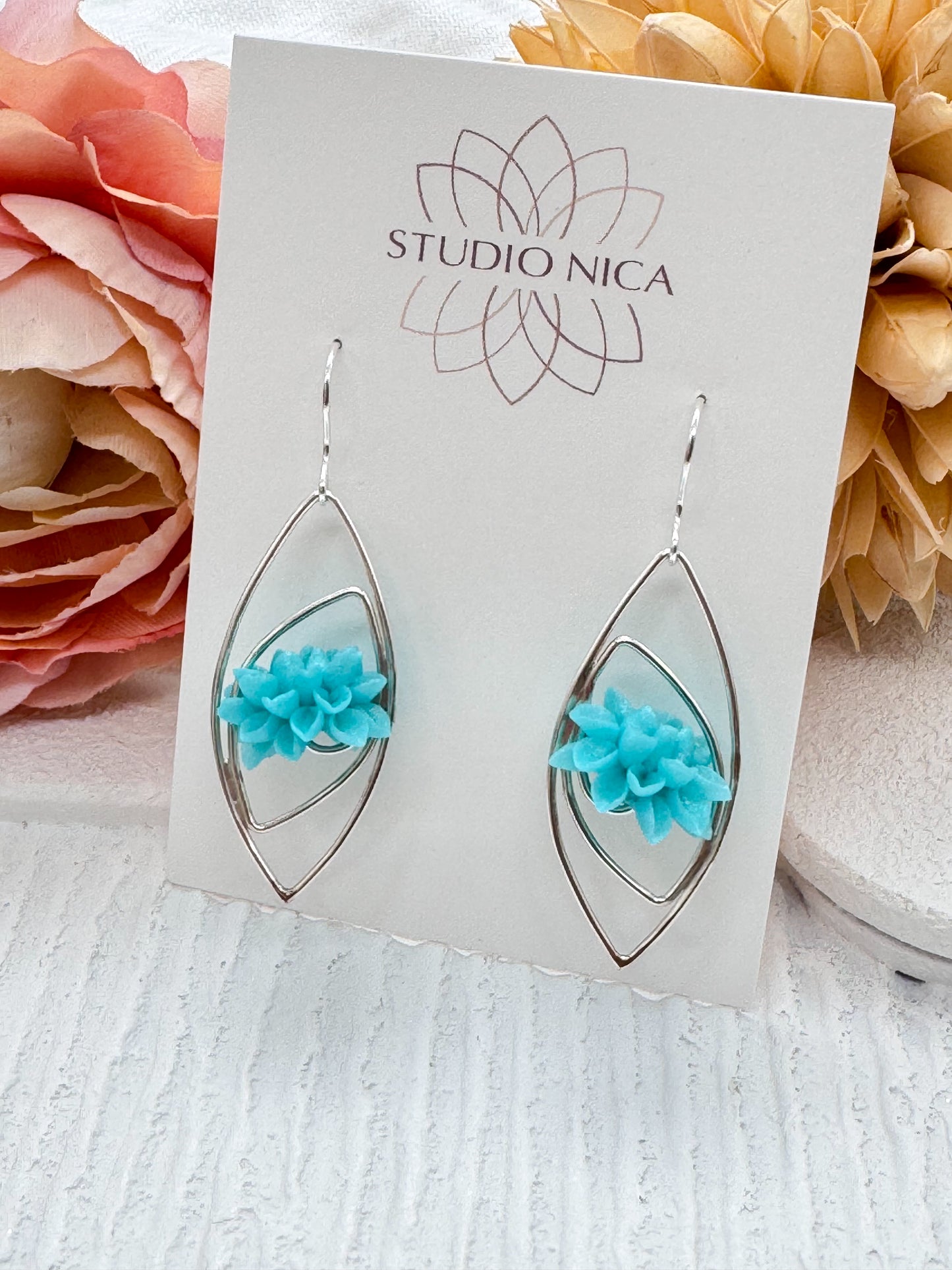Silver & Turkos